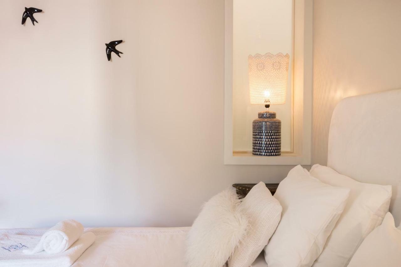 Boutique - Little Treasure Apartment